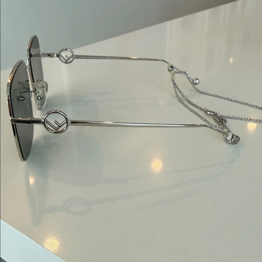 Fendi Black and Silver Square Sunglasses - Picture 2 of 2